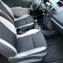 Renault Clio 1.5 DCI, 2012. DizelAuto je u odlicnom stanju, redovan servis na 175000 km, gume zimske nove, nov akumulator, prednji diskovi i plocice, dva kljuca, uvezen 2016. iz Francuske.Gratis veliki servis.Prešao 178500 km. Garažiran.Branici u boji auta, multifunkcionalni volan, tempomat, daljinsko zaključavanje, putni računar, tonirana stakla, električni podizači, grejači retrovizora, sedišta podesiva po visini, radio CD, grejači vetrobranskog stakla, Child lock, ABS, kodiran ključ, blokada motora, centralno zaključavanje, rezervni ključ...Registrovan do 07.2019.Cena 4300 eura.Telefon; 063 200897