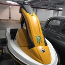 Skuter za vodu Sea doo, model 3D,2005 godiste,benzinSea Doo 3D za ljubitelje ekstremnih sportova, skuter za vodu marke Sea doo, model 3D,ima 55 radnih sati...2005 godiste,benzin.Jedinstven model koji ima tri nacina(moda) voznje i to sedeci(kruzer) moto(polu sedeci koji se vozi kao motor) i stojeci.Skuter je bukvalno kao nov i ima samo 55 radnih sati.Nova generacija motora sa ekstremno niskom cenom odrzavanja i malom potrosnjom.Za ostale karakteristike pogledati na You Tube-u.Moguca zamena za automobil,cena je 3800 eura.Registrovan do 8/20170652080666