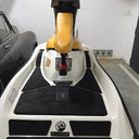 Skuter za vodu Sea doo, model 3D,2005 godiste,benzinSea Doo 3D za ljubitelje ekstremnih sportova, skuter za vodu marke Sea doo, model 3D,ima 55 radnih sati...2005 godiste,benzin.Jedinstven model koji ima tri nacina(moda) voznje i to sedeci(kruzer) moto(polu sedeci koji se vozi kao motor) i stojeci.Skuter je bukvalno kao nov i ima samo 55 radnih sati.Nova generacija motora sa ekstremno niskom cenom odrzavanja i malom potrosnjom.Za ostale karakteristike pogledati na You Tube-u.Moguca zamena za automobil,cena je 3800 eura.Registrovan do 8/20170652080666