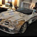 Mercedes od belog zlataVlasnik je Milijarder iz Abu-Dabija, za izradu ovog automobila korisćeno je osamnaestokaratno belo zlato.Ovaj automobil pored toga radi na Biogorivu i ubrzava od 0-100km/h za samo 3 sekunde